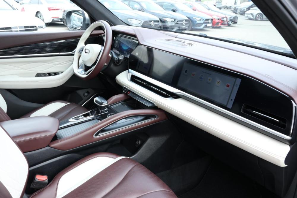 Geely Monjaro I Москва  - изображение 9