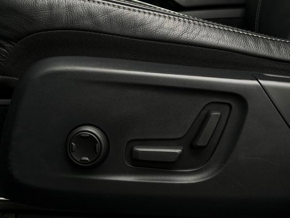 Volvo XC40 I с пробегом 2020 года, цена 3 064 300 рублей, 55495 км, внедорожник, Автокод Объявления