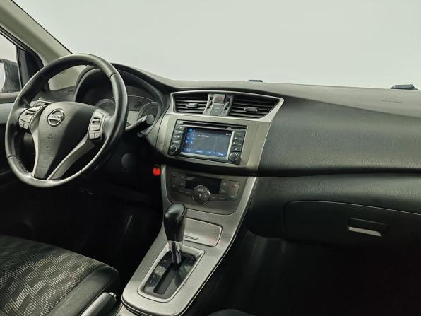 Nissan Tiida II с пробегом 2015 года, цена 999 000 рублей, 163109 км, хэтчбек, Автокод Объявления