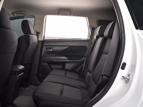 Mitsubishi Outlander III Рестайлинг 3 с пробегом 2022 года, цена 2 399 999 рублей, 8755 км, внедорожник, Автокод Объявления