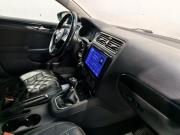 Volkswagen Jetta VI Курск  - изображение 25