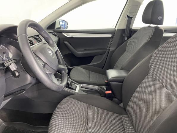 Skoda Octavia III (A7) с пробегом 2014 года, цена 950 000 рублей, 143141 км, лифтбек, Автокод Объявления