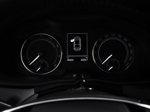 Skoda Rapid II с пробегом 2020 года, цена 1 640 000 рублей, 45000 км, лифтбек, Автокод Объявления