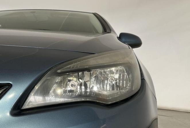 Opel Astra J Рестайлинг с пробегом 2013 года, цена 970 000 рублей, 229046 км, хэтчбек, Автокод Объявления