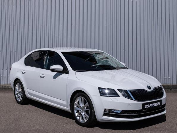 Skoda Octavia III (A7) Рестайлинг с пробегом 2018 года, цена 2 200 000 рублей, 95539 км, лифтбек, Автокод Объявления