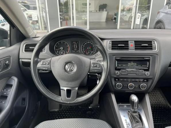 Volkswagen Jetta VI с пробегом 2012 года, цена 998 000 рублей, 125016 км, седан, Автокод Объявления