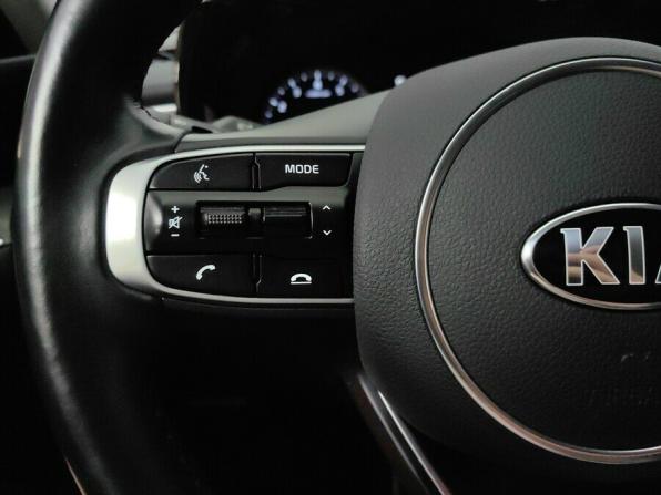 Kia K5 III с пробегом 2020 года, цена 2 565 000 рублей, 53287 км, седан, Автокод Объявления