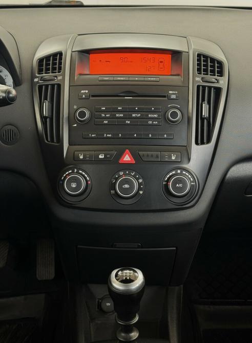 Kia Ceed I Москва  - изображение 7