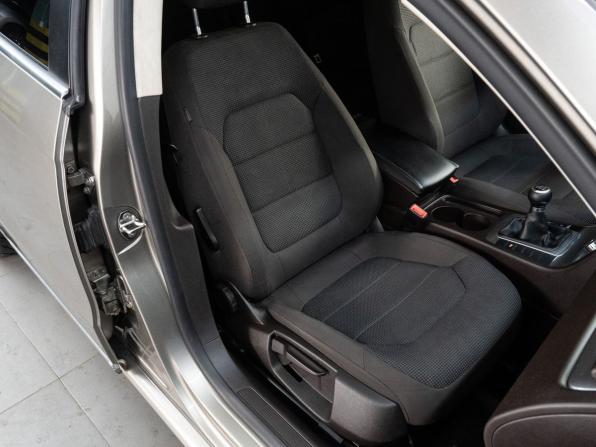 Volkswagen Passat B7 с пробегом 2012 года, цена 800 000 рублей, 172190 км, седан, Автокод Объявления