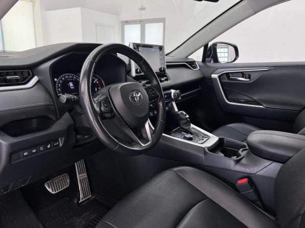 Toyota RAV4 V (XA50) с пробегом 2021 года, цена 3 580 000 рублей, 63200 км, внедорожник, Автокод Объявления
