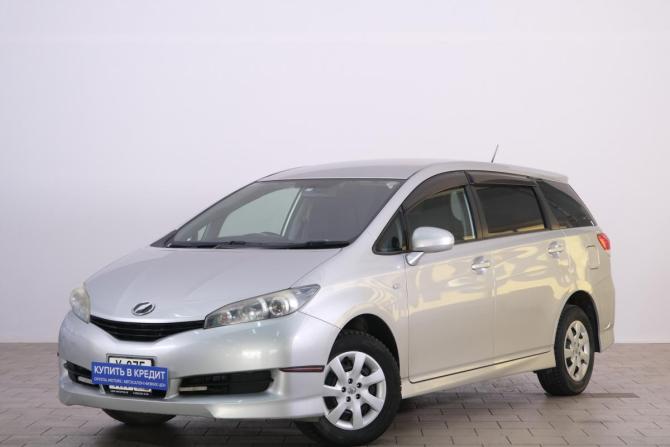 Toyota Wish II с пробегом 2011 года, цена 1 319 000 рублей, 200900 км, минивэн, Автокод Объявления