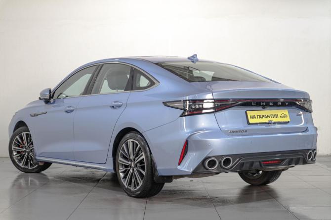 Chery Arrizo 8 с пробегом 2023 года, цена 2 369 000 рублей, 22000 км, седан, Автокод Объявления