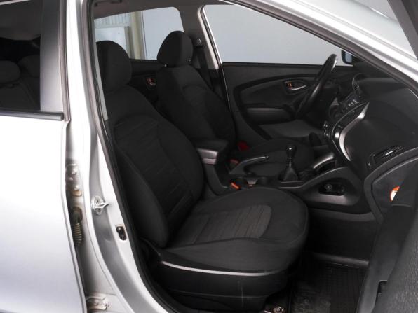 Hyundai ix35 I Рестайлинг с пробегом 2015 года, цена 1 269 000 рублей, 163039 км, внедорожник, Автокод Объявления