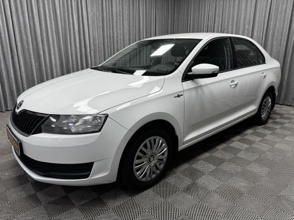 Skoda Rapid I Рестайлинг с пробегом 2018 года, цена 1 390 000 рублей, 134581 км, лифтбек, Автокод Объявления