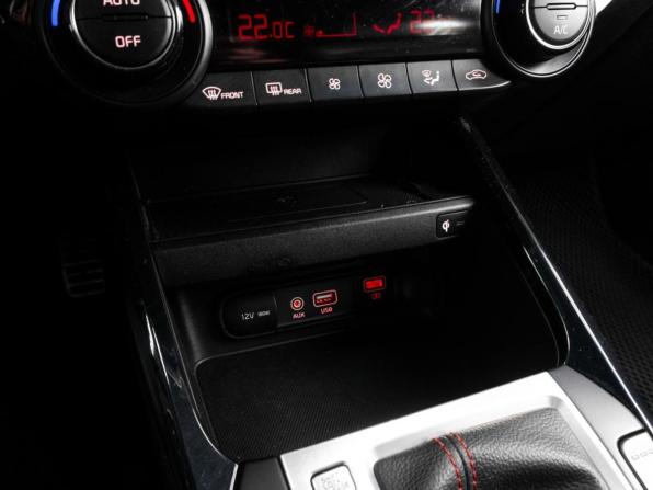 Kia K3 II с пробегом 2019 года, цена 1 784 070 рублей, 83956 км, хэтчбек, Автокод Объявления
