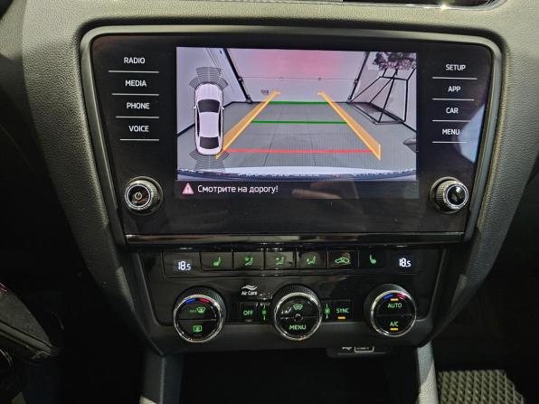 Skoda Octavia III (A7) Рестайлинг с пробегом 2019 года, цена 1 719 000 рублей, 121645 км, лифтбек, Автокод Объявления