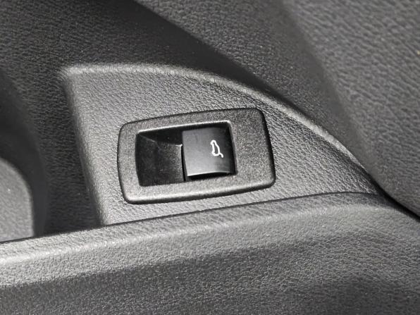 BMW X1 II (F48) Рестайлинг с пробегом 2020 года, цена 3 030 000 рублей, 38361 км, внедорожник, Автокод Объявления