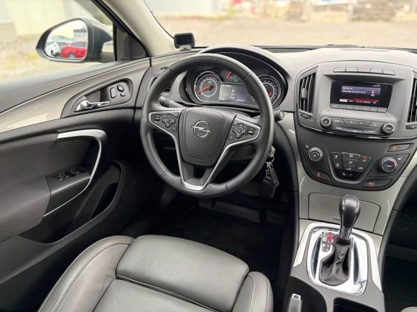 Opel Insignia I Рестайлинг с пробегом 2014 года, цена 1 395 000 рублей, 64000 км, седан, Автокод Объявления