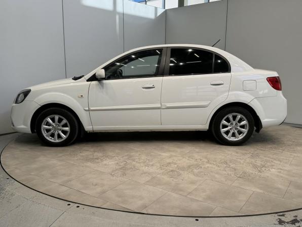 Kia Rio II Рестайлинг с пробегом 2011 года, цена 599 000 рублей, 218730 км, седан, Автокод Объявления