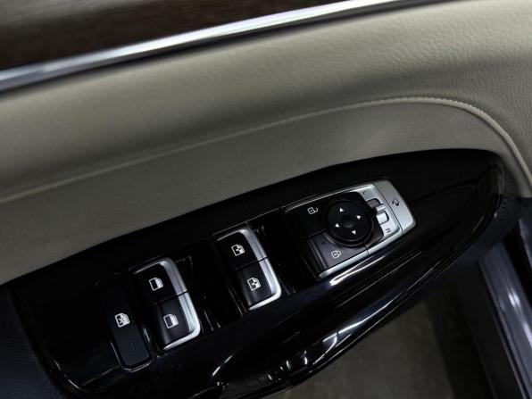 Kia K5 III с пробегом 2021 года, цена 2 730 000 рублей, 44632 км, седан, Автокод Объявления