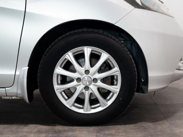 Honda Freed I с пробегом 2010 года, цена 930 000 рублей, 111231 км, компактвэн, Автокод Объявления
