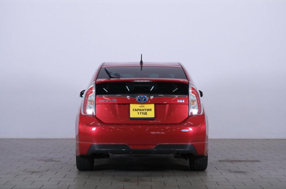 Toyota Prius III Рестайлинг (XW30) Омск  - изображение 6