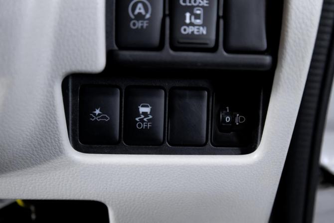 Nissan Dayz Roox I Рестайлинг с пробегом 2019 года, цена 899 000 рублей, 60803 км, хэтчбек, Автокод Объявления