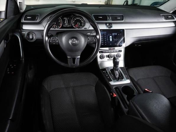 Volkswagen Passat B7 с пробегом 2012 года, цена 979 000 рублей, 215529 км, седан, Автокод Объявления