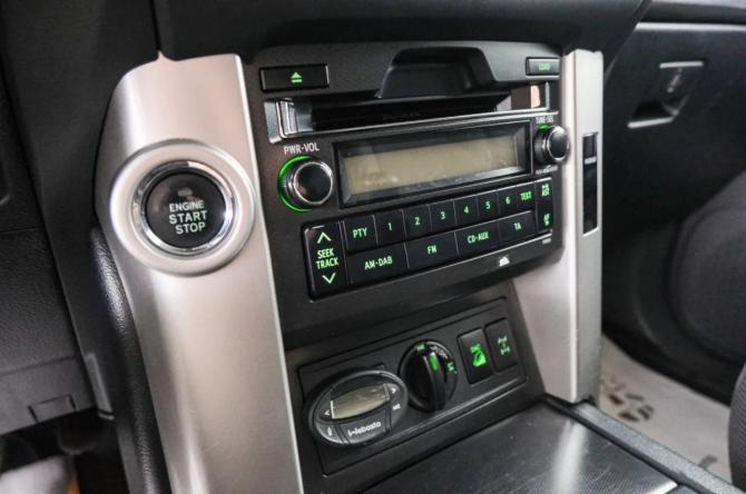 Toyota Land Cruiser Prado 150 Series с пробегом 2011 года, цена 2 899 000 рублей, 264000 км, внедорожник, Автокод Объявления