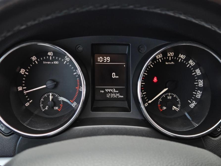 Skoda Yeti I Рестайлинг Вологда  - изображение 26