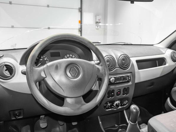 Renault Logan I Рестайлинг с пробегом 2011 года, цена 321 274 рубля, 305949 км, седан, Автокод Объявления