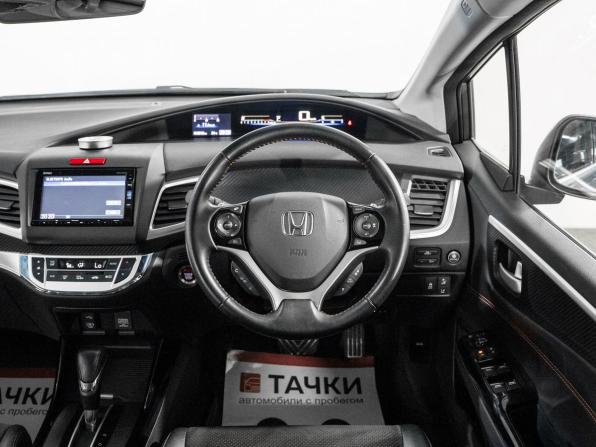 Honda Jade I Рестайлинг с пробегом 2018 года, цена 1 970 000 рублей, 62243 км, компактвэн, Автокод Объявления