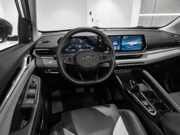 Geely Coolray I Рестайлинг с пробегом 2023 года, цена 2 025 000 рублей, 24963 км, внедорожник, Автокод Объявления