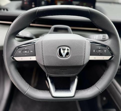 Changan Lamore с пробегом 2024 года, цена 1 950 000 рублей, 38000 км, седан, Автокод Объявления