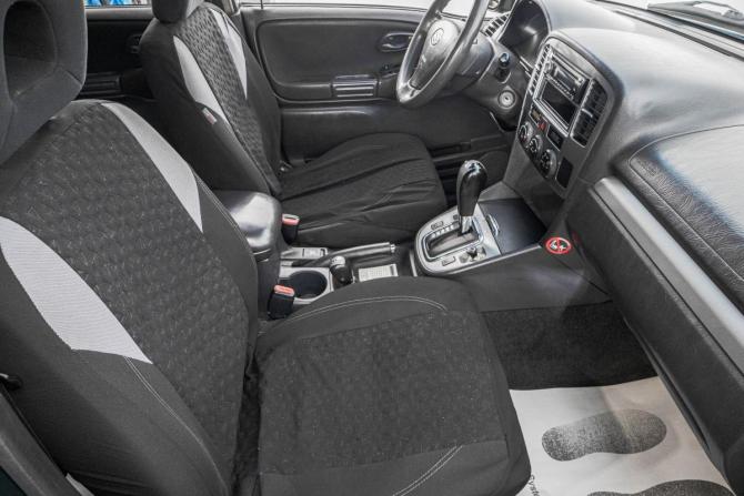 Suzuki Grand Vitara I Рестайлинг с пробегом 2004 года, цена 799 000 рублей, 354000 км, внедорожник, Автокод Объявления