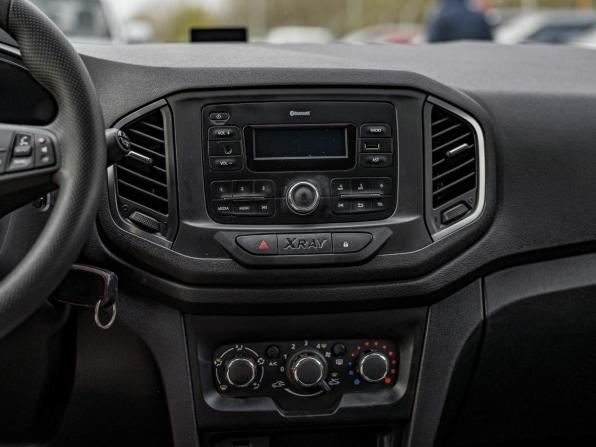 Lada (ВАЗ) XRAY I с пробегом 2018 года, цена 744 000 рублей, 117938 км, хэтчбек, Автокод Объявления