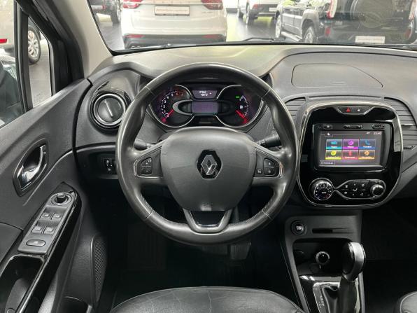 Renault Kaptur I с пробегом 2018 года, цена 1 548 000 рублей, 137000 км, внедорожник, Автокод Объявления