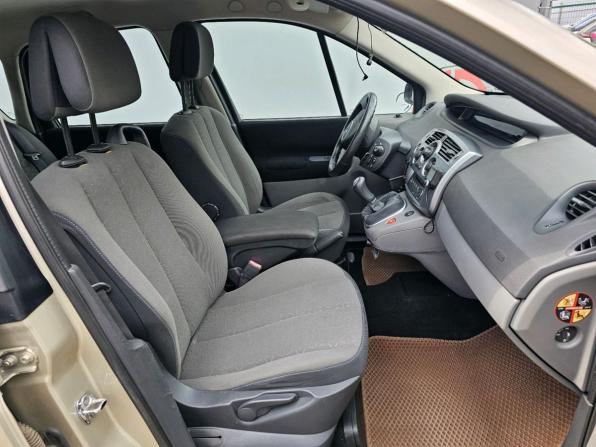 Renault Scenic II Рестайлинг с пробегом 2009 года, цена 545 000 рублей, 147852 км, компактвэн, Автокод Объявления
