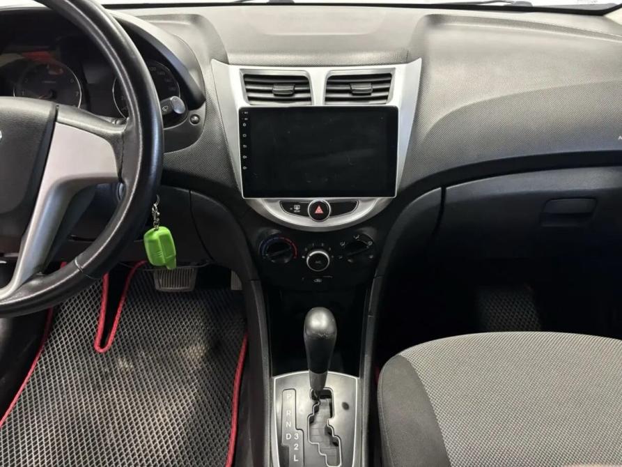 Hyundai Solaris I Саратов  - изображение 9