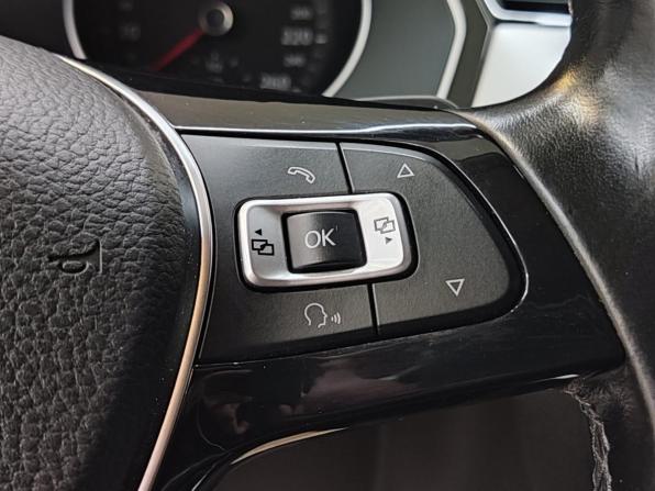 Volkswagen Passat B8 с пробегом 2015 года, цена 1 800 000 рублей, 134010 км, седан, Автокод Объявления