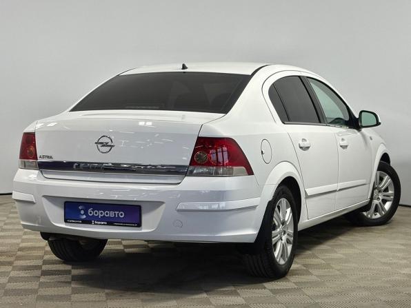 Opel Astra H Рестайлинг с пробегом 2010 года, цена 640 000 рублей, 174585 км, седан, Автокод Объявления