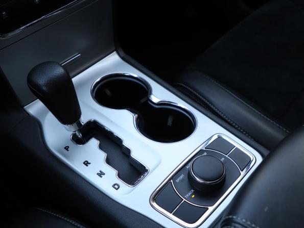 Jeep Grand Cherokee IV (WK2) с пробегом 2012 года, цена 2 600 000 рублей, 308078 км, внедорожник, Автокод Объявления