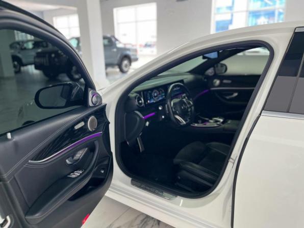 Mercedes-Benz E-Класс V (W213 S213 C238) с пробегом 2017 года, цена 3 500 000 рублей, 180000 км, седан, Автокод Объявления