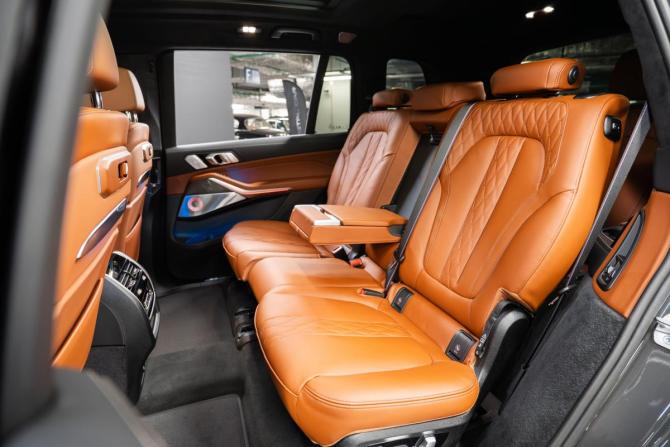 Новый BMW X7 I (G07) Рестайлинг 2026 года, цена 17 900 000 рублей, внедорожник, Автокод Объявления