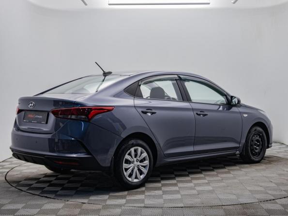 Hyundai Solaris II Рестайлинг с пробегом 2021 года, цена 1 306 000 рублей, 132796 км, седан, Автокод Объявления