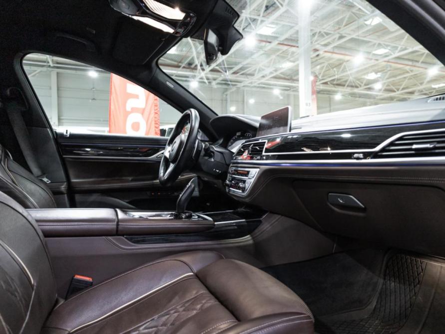 BMW 7 серии VI (G11/G12) Рестайлинг Санкт-Петербург  - изображение 22