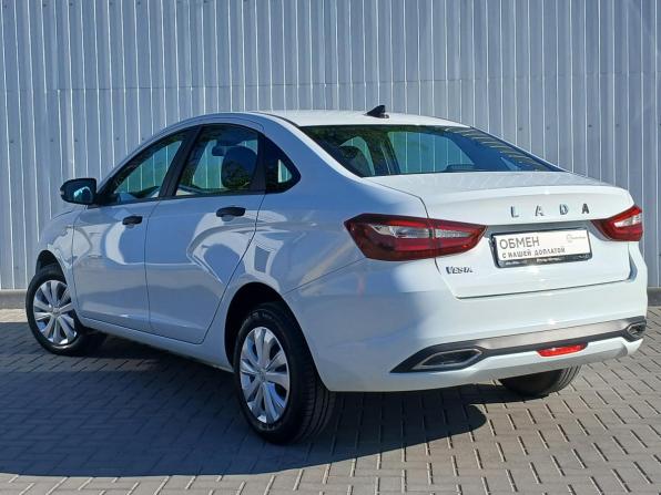 Lada (ВАЗ) Vesta I Рестайлинг (NG) с пробегом 2023 года, цена 1 249 000 рублей, 20300 км, седан, Автокод Объявления