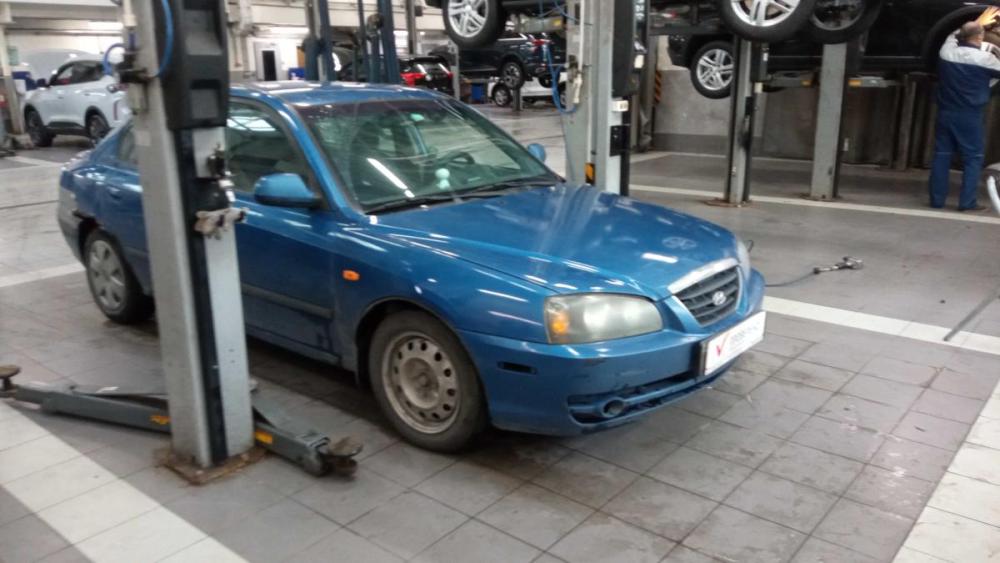 Hyundai Elantra III (XD2) Рестайлинг Санкт-Петербург  - изображение 2