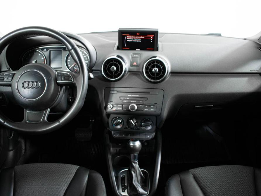 Audi A1 I (8X) Москва  - изображение 12