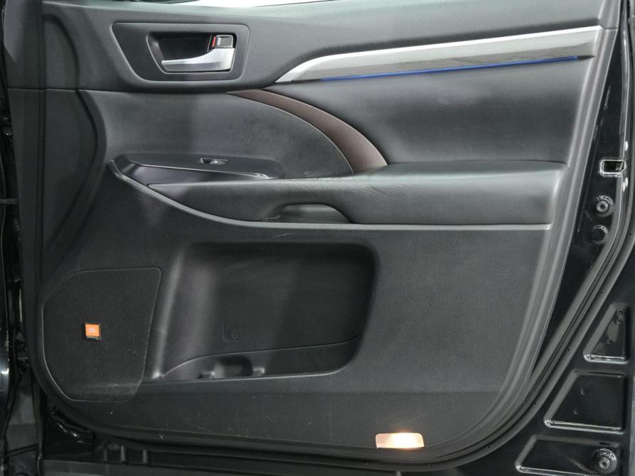 Toyota Highlander III (XU50) Рестайлинг Новосибирск  - изображение 17